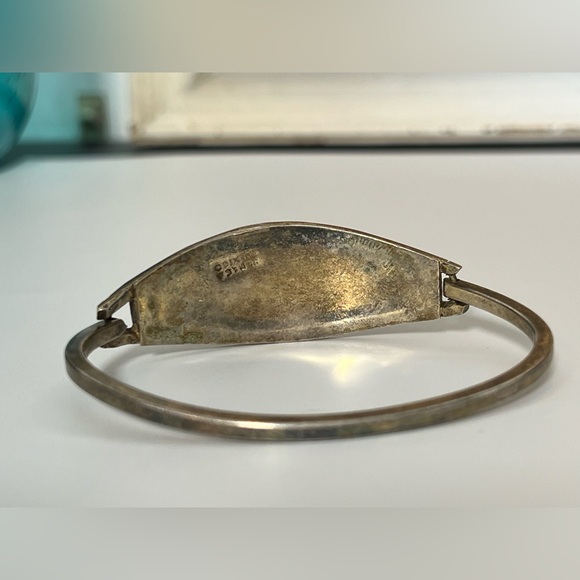 Alpaca Abalone Cuff - Picture 4 of 6